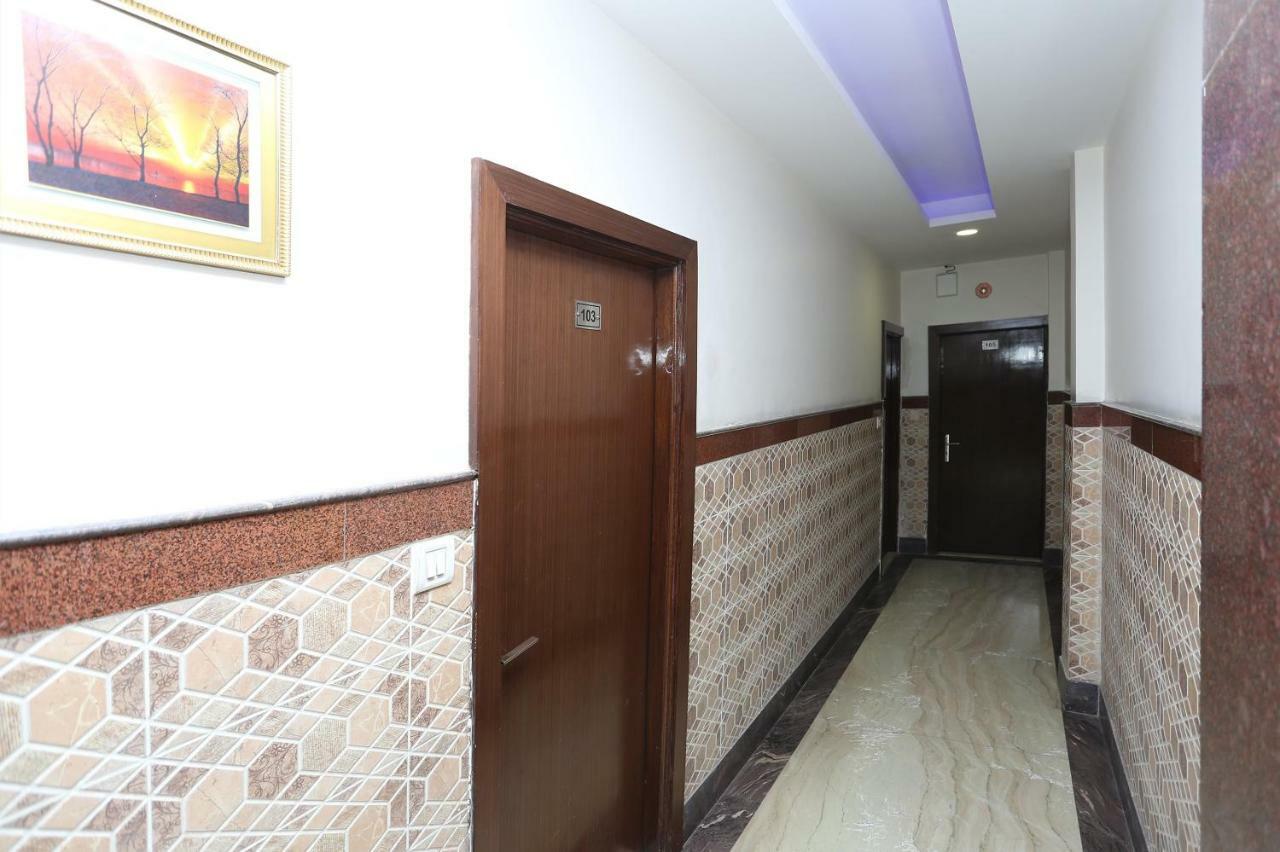 Oyo 30698 Hari Om Guest House Jādabpur Exterior foto