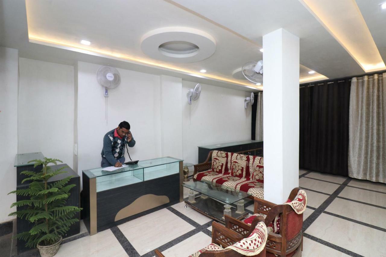 Oyo 30698 Hari Om Guest House Jādabpur Exterior foto